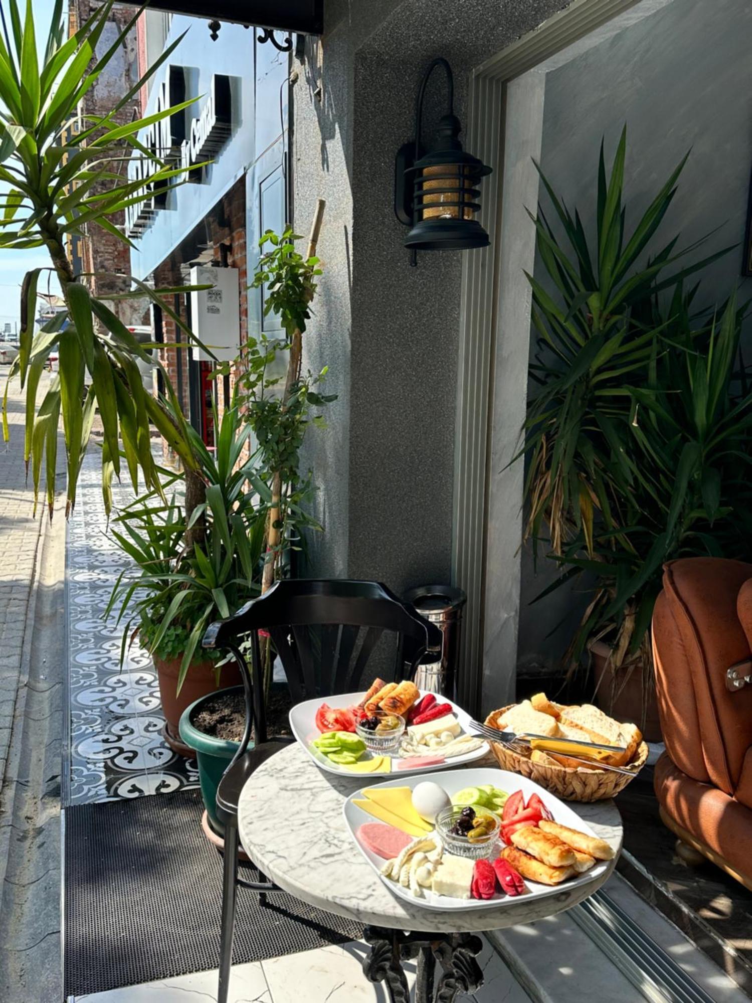 Avrasyaqueen Hotel Istambul Exterior foto